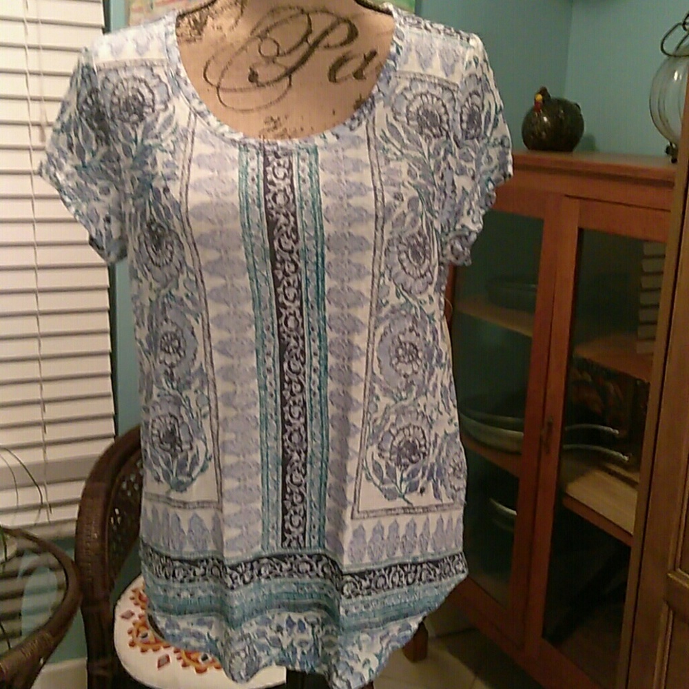 Lucky Brand t shirt